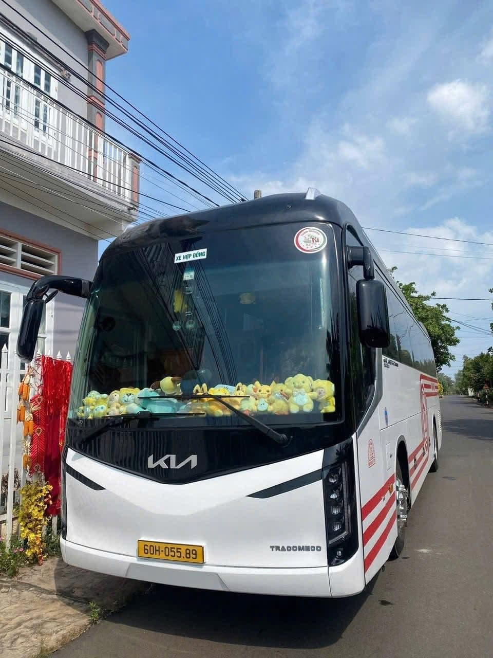 Xe 45 chỗ cho đoàn du lịch tại Biên Hòa và Đồng Nai